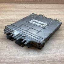 8200059880 0281010143  Engine control unit/module ECU Renault Espace III