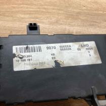 13168781 460026260  Fuse module Opel Signum
