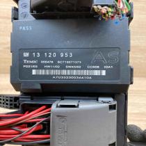 13120953 460023260  Fuse module Opel Vectra C
