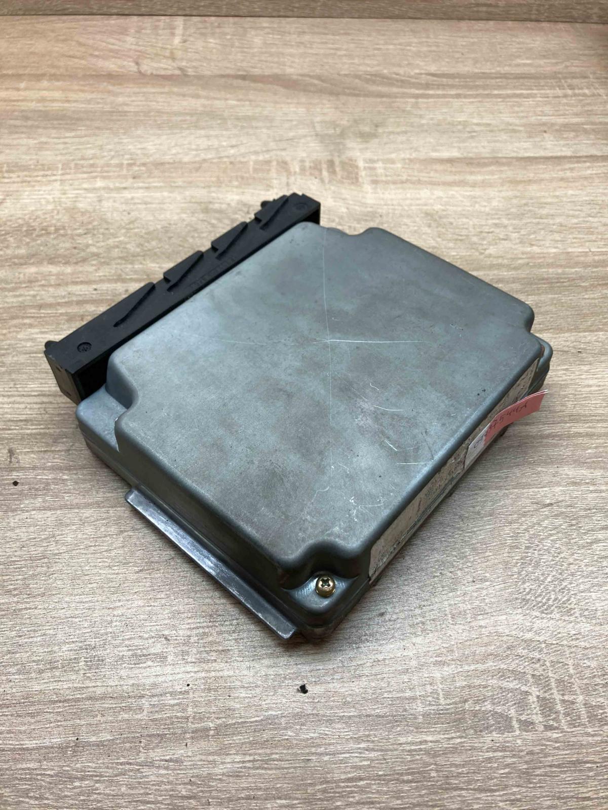 09497544A   Engine control unit/module ECU Volvo S80