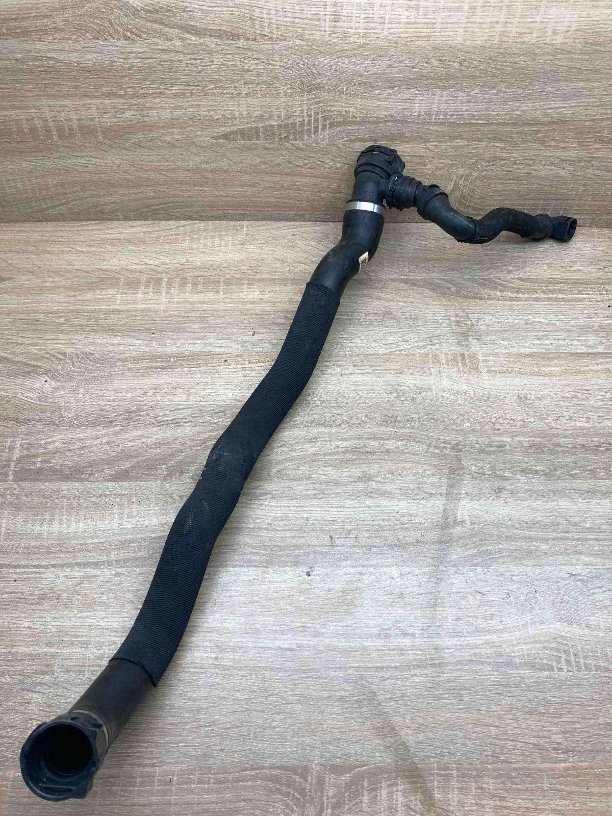 8573233 7807157 02  Engine coolant pipe/hose BMW 5 G30 G31