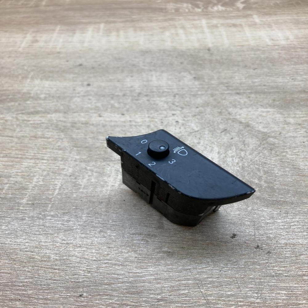 8E1919094 016458  Headlight level height control switch Audi A4 S4 B7 8E 8H