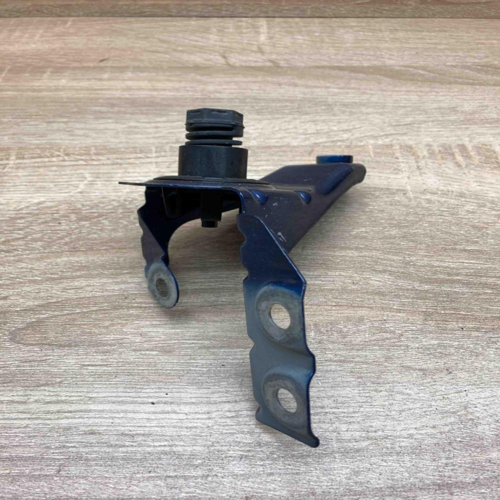 7397513   Fender mounting bracket BMW X3 G01