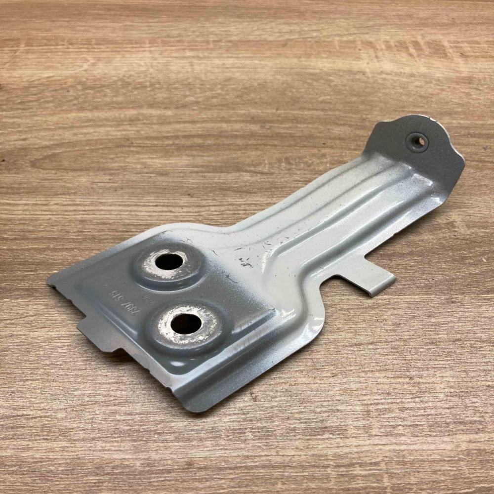 7397515   Fender mounting bracket BMW X3 G01