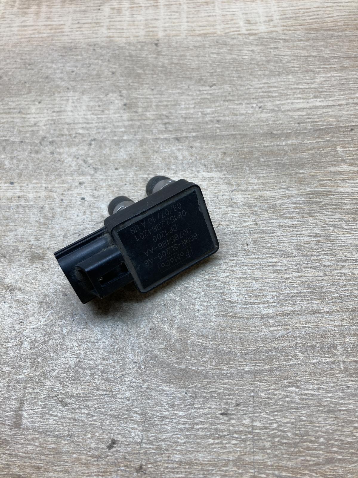 6G9N 5L200 AB 30785486 AA  Exhaust gas pressure sensor Volvo V50