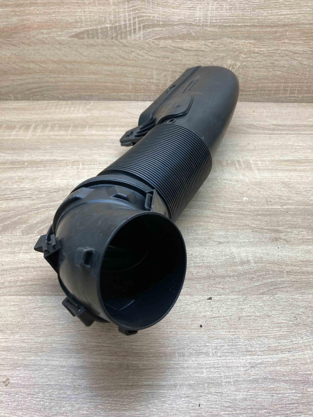 A6510900400 048229  Air intake duct part Mercedes-Benz GLC X253 C253