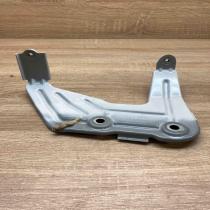7424677 015B  Fender mounting bracket BMW X3 G01