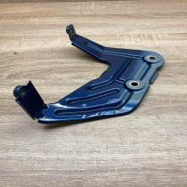 7424677 297A  Fender mounting bracket BMW X3 G01