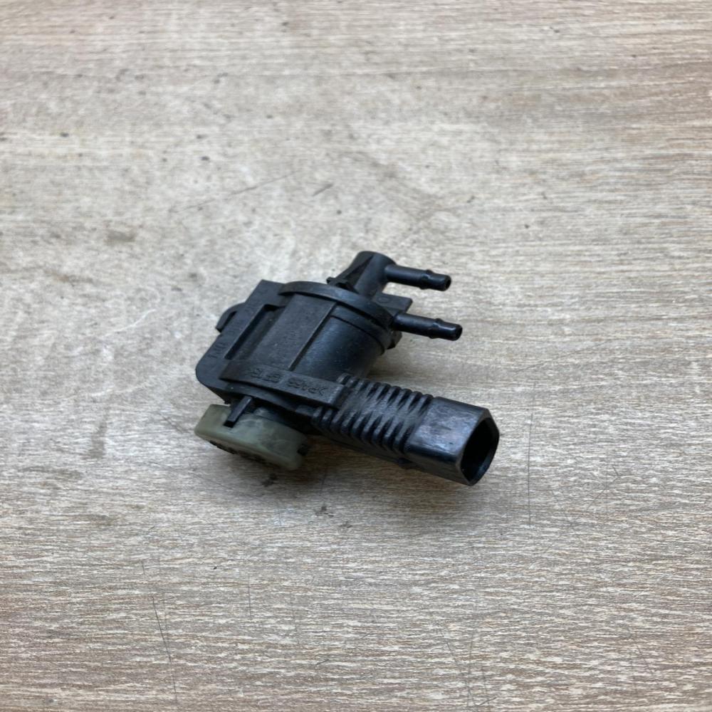 1J0906283C   Turbo solenoid valve Volkswagen Transporter - Caravelle T5