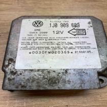 1J0909609 5WK42800 VW3 Airbag control unit/module Volkswagen Golf IV