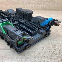 13206758 5DK008669 GM Fuse module Opel Astra H