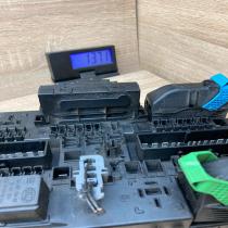 13206758 5DK008669 GM Fuse module Opel Astra H