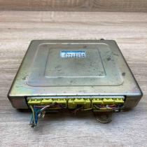 MD305771 E2T61586 4711M Engine control unit/module ECU Mitsubishi Lancer