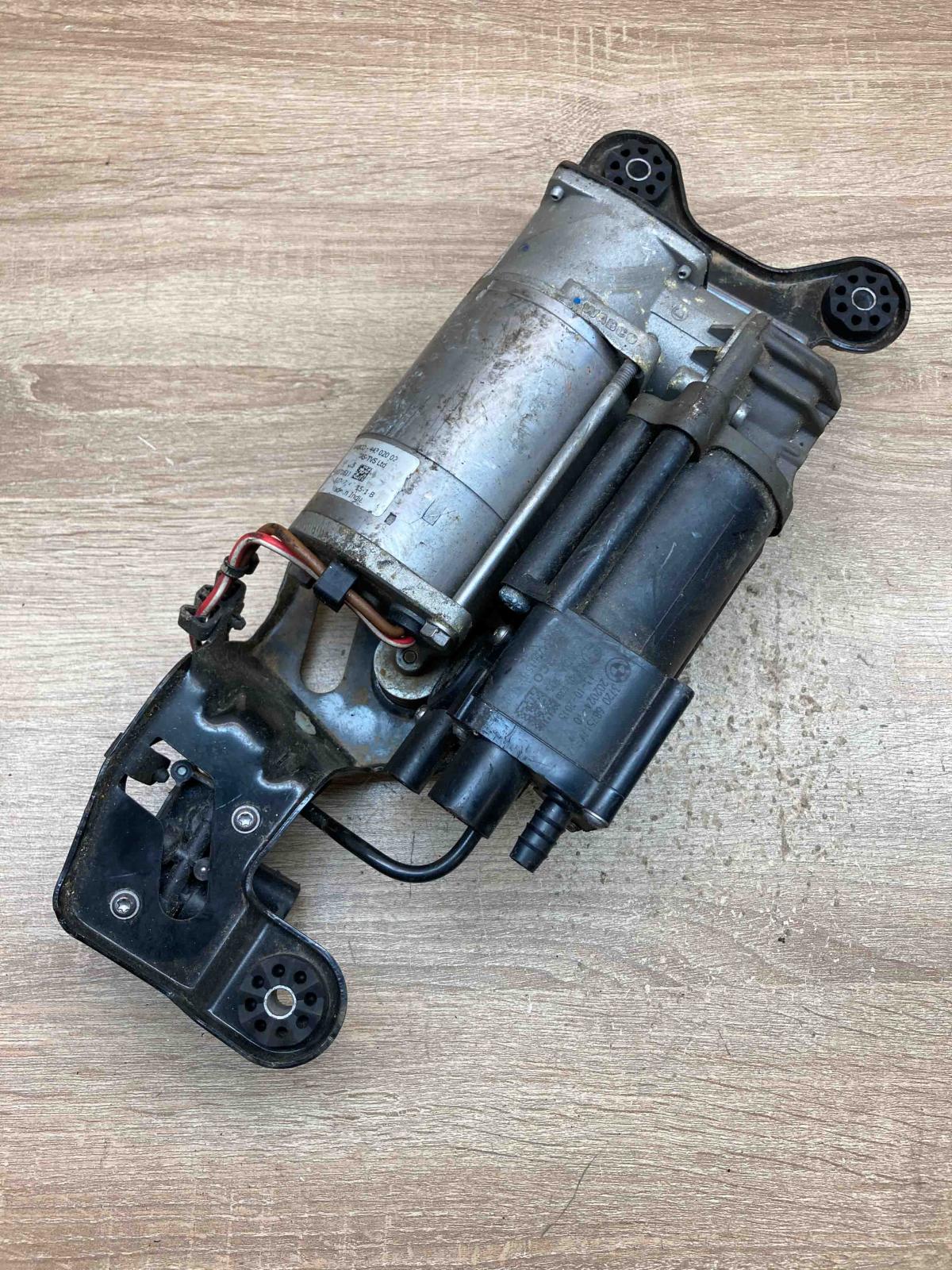 6875177 6071611  Air suspension compressor/pump BMW X5 F15