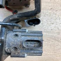 6875177 6071611  Air suspension compressor/pump BMW X5 F15