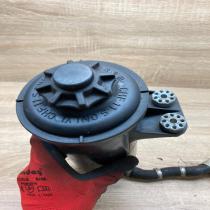 LH685445601 10617211  Power steering fluid tank/reservoir BMW X5 E70