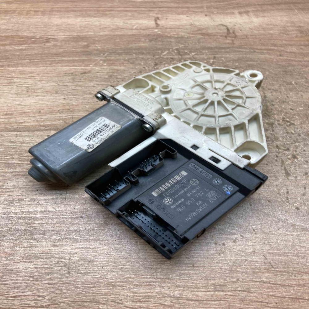 1K0959792L 1K0959702P Used Front door window regulator motor Volkswagen Passat A