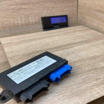 73847257C 7700416293 B  Comfort/convenience module Renault Laguna II