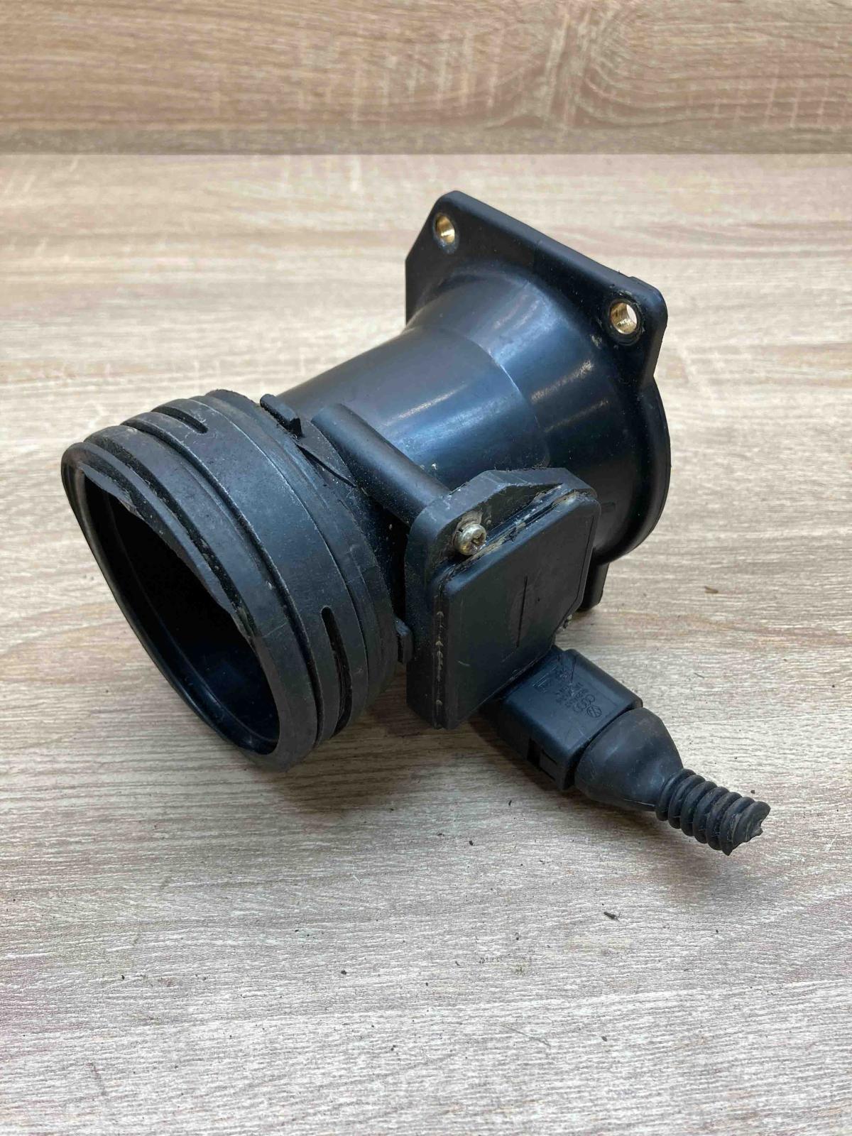 AMMQ19663   Mass air flow meter Volkswagen PASSAT B5