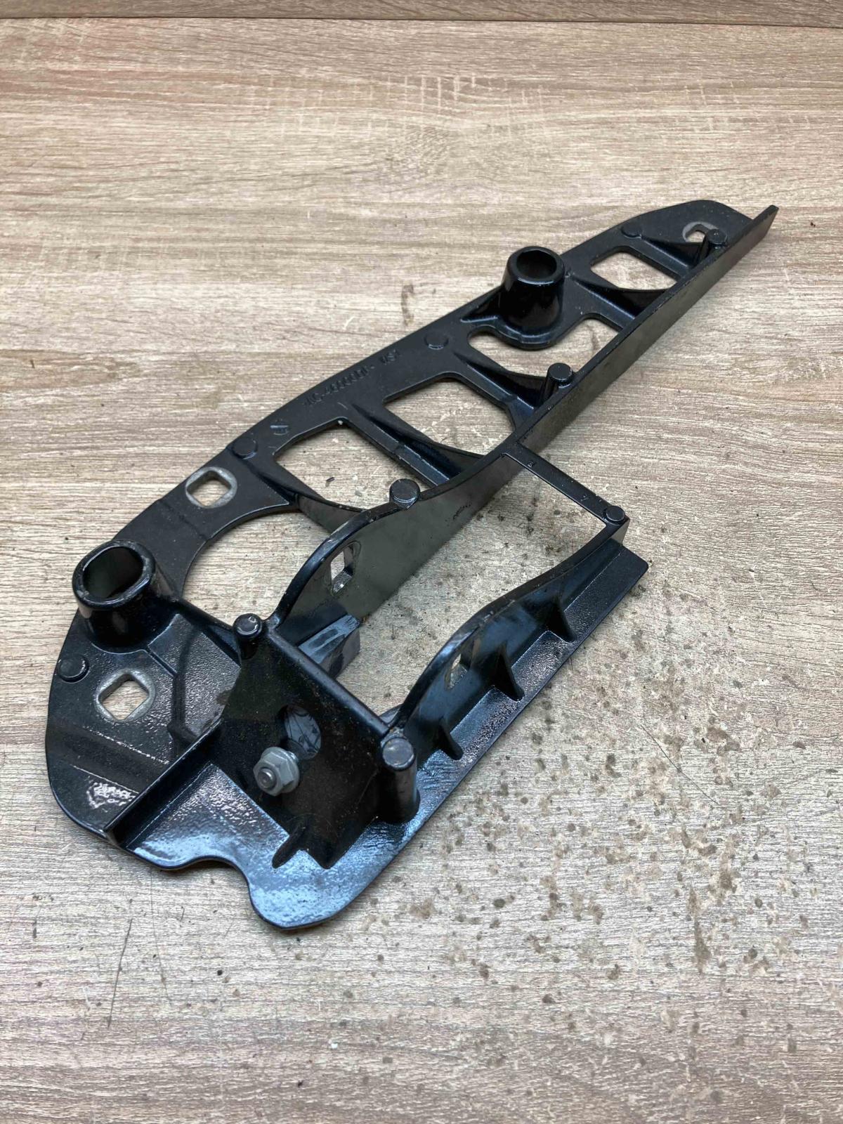 AC 46000DF  WST Other body part Mercedes-Benz E W211