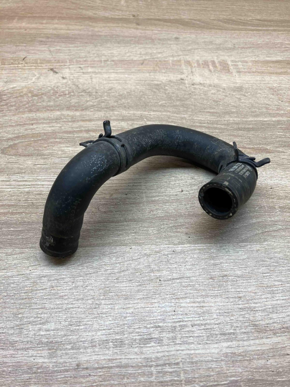 A1665062735   Engine coolant pipe/hose Mercedes-Benz GLE (W166 - C292)