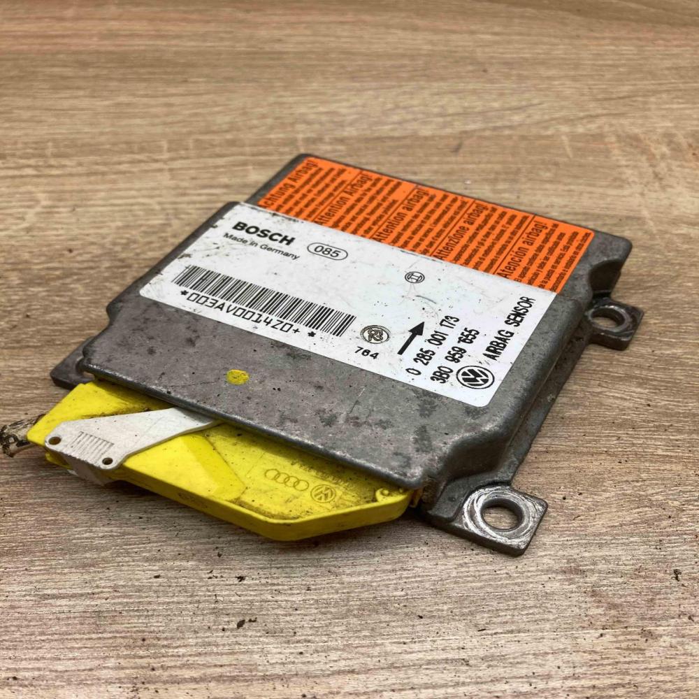 3B0959655 0285001173  Airbag control unit/module Volkswagen PASSAT B5