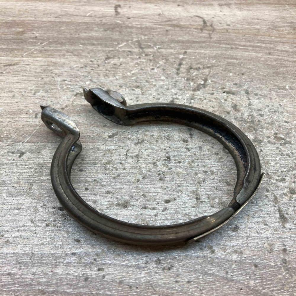 A0029954702   Muffler pipe connector clamp Mercedes-Benz C W205