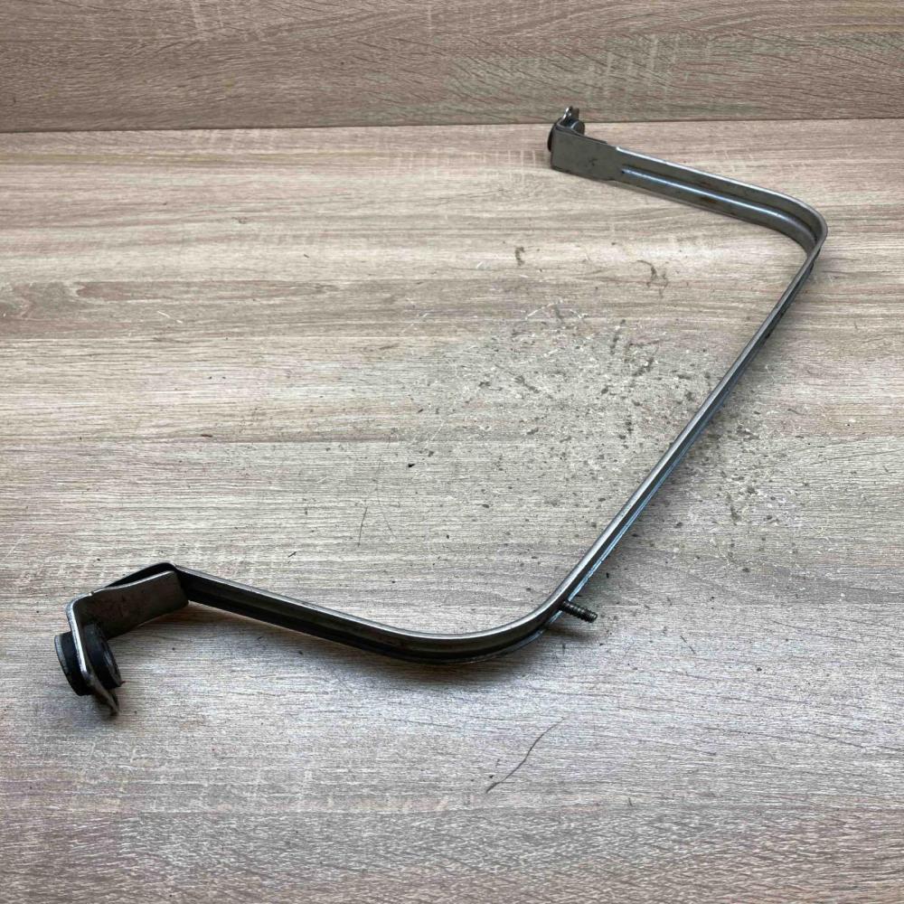 A2054700140 W3016  Fuel tank mounting bracket Mercedes-Benz C W205