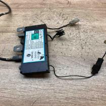 8364084 0032230  Aerial antenna amplifier BMW 5 E39