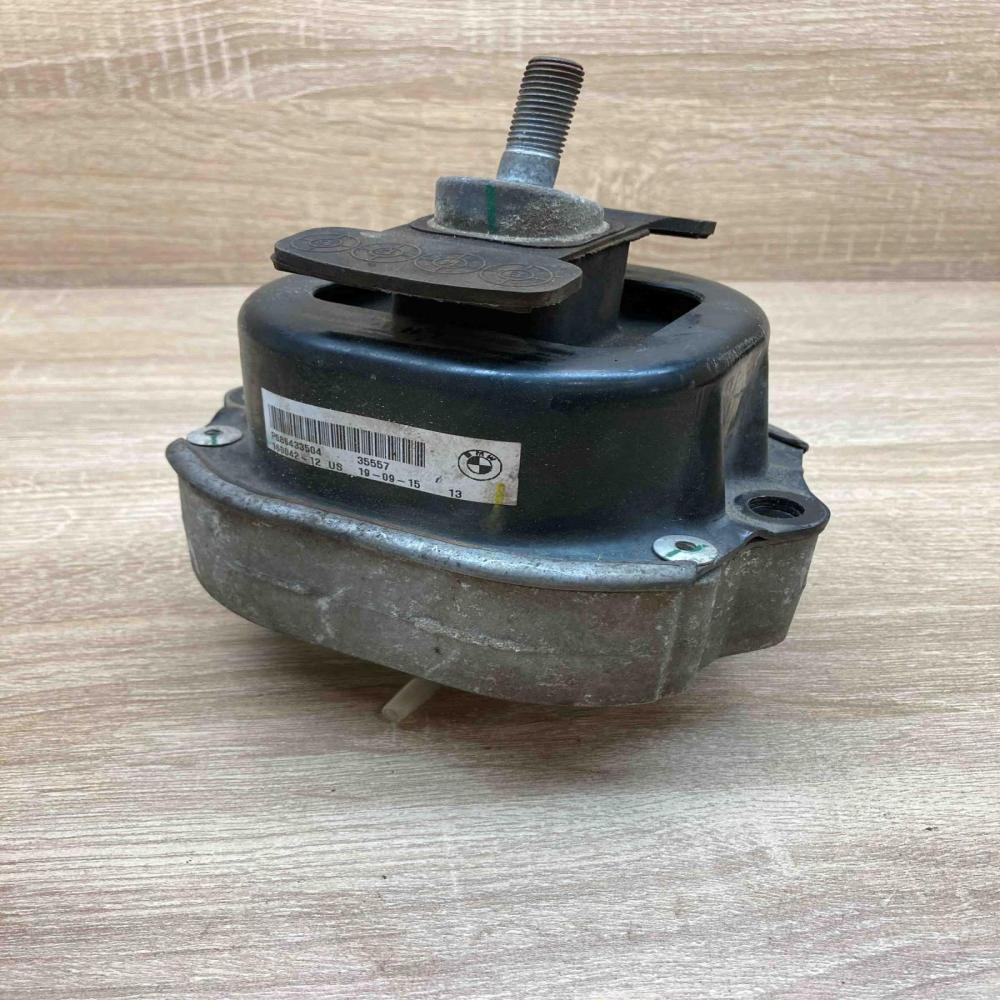 686433504 160042 12 35557 Engine mount bracket BMW X5 E70