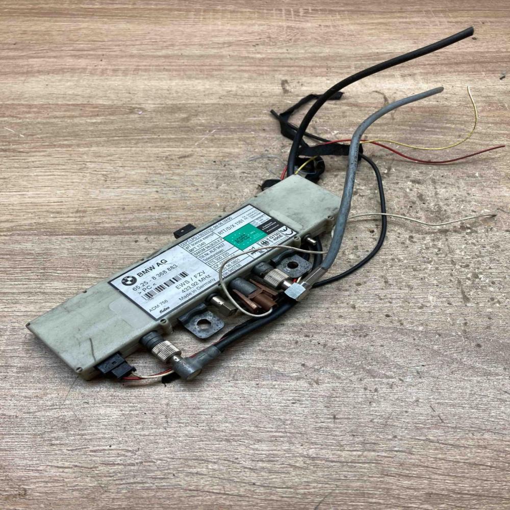 8368883   Antenna control unit BMW 5 E39