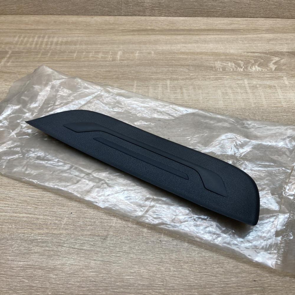 85878 A2000 85878 A2000WK 85878A2000 Rear sill trim cover KIA Ceed
