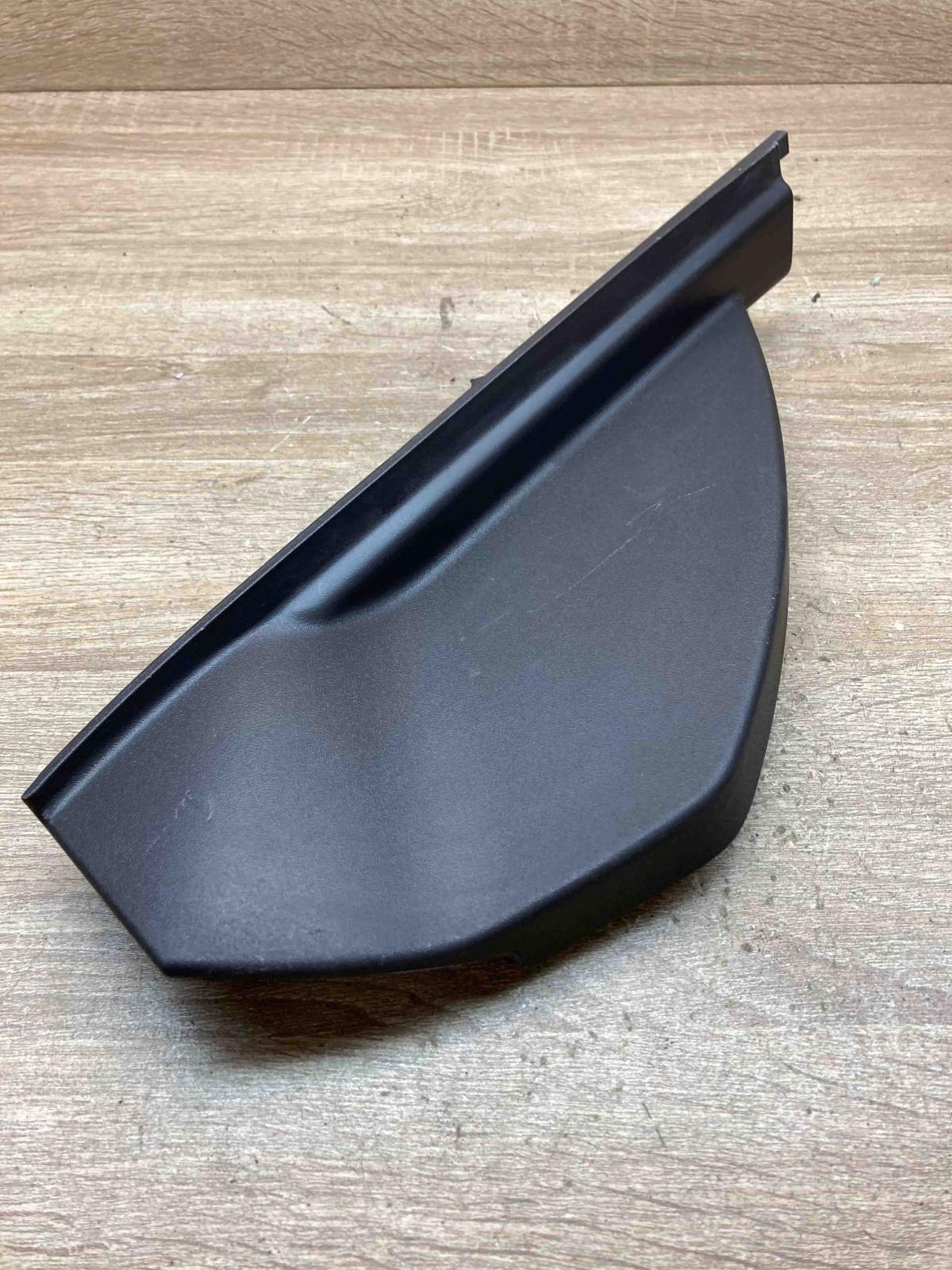 A1666808603 16953679  Dashboard side end trim Mercedes-Benz GLE (W166 - C292)
