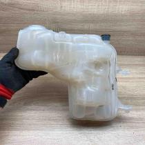 HK62 8A080 AB   Coolant expansion tank/reservoir Land Rover Range Rover Sport L4