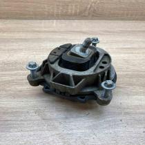 6787659 230517  Engine mount bracket Mercedes-Benz E W211