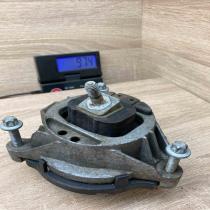 6787659 230517  Engine mount bracket Mercedes-Benz E W211