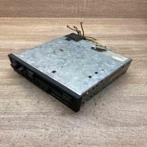 7649475040 1391390  Radio/CD/DVD/GPS head unit Peugeot 307