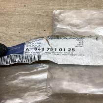 A9437510125  MB truck trim Other body part Mercedes-Benz Vito Viano W638