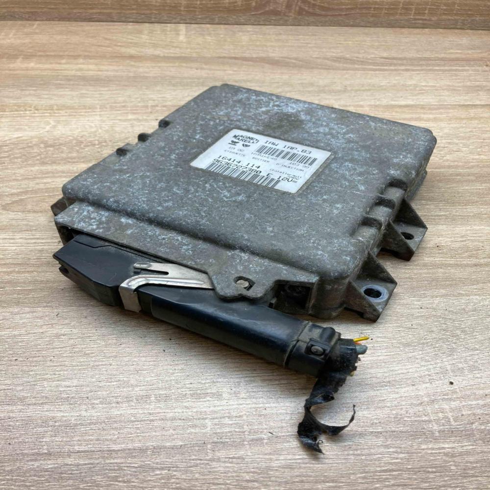 9636727380 16414114  Engine control unit/module ECU Peugeot 406