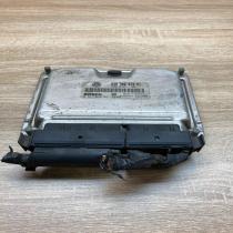 038906019HT 0281010947  Engine control unit/module ECU Seat Ibiza III (6L)