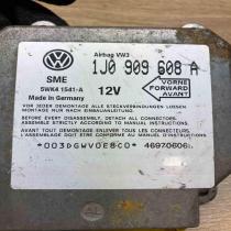 1J0909608A 5WK41541 A  Airbag control unit/module Volkswagen Golf III