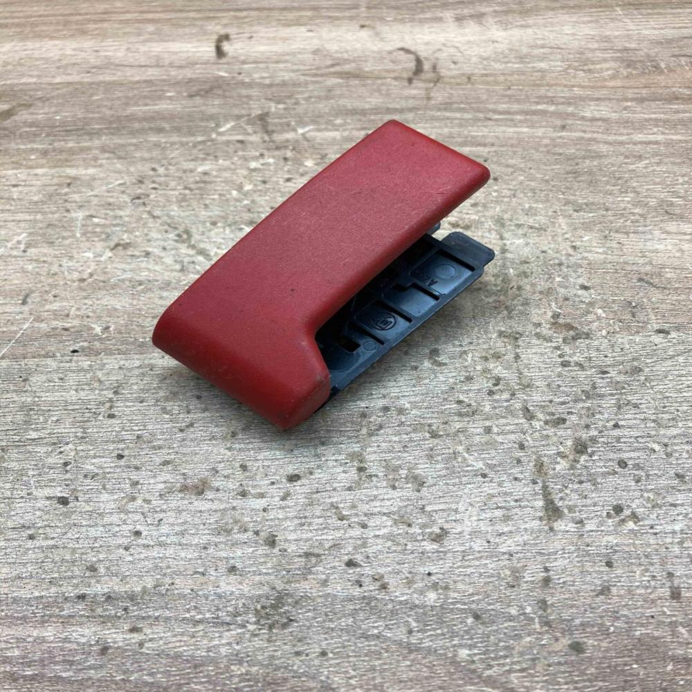 A2048800900   Engine bonnet (hood) release handle Mercedes-Benz E W212
