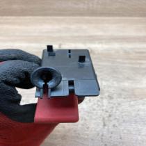 A2048800900   Engine bonnet (hood) release handle Mercedes-Benz E W212
