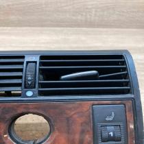 4D0819203B   Rear air vent grill Audi A8 S8 D2 4D