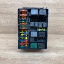 98AG 14A067 CC 518261102  Fuse box set Ford Focus