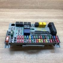 90589965   Fuse module Opel Zafira A