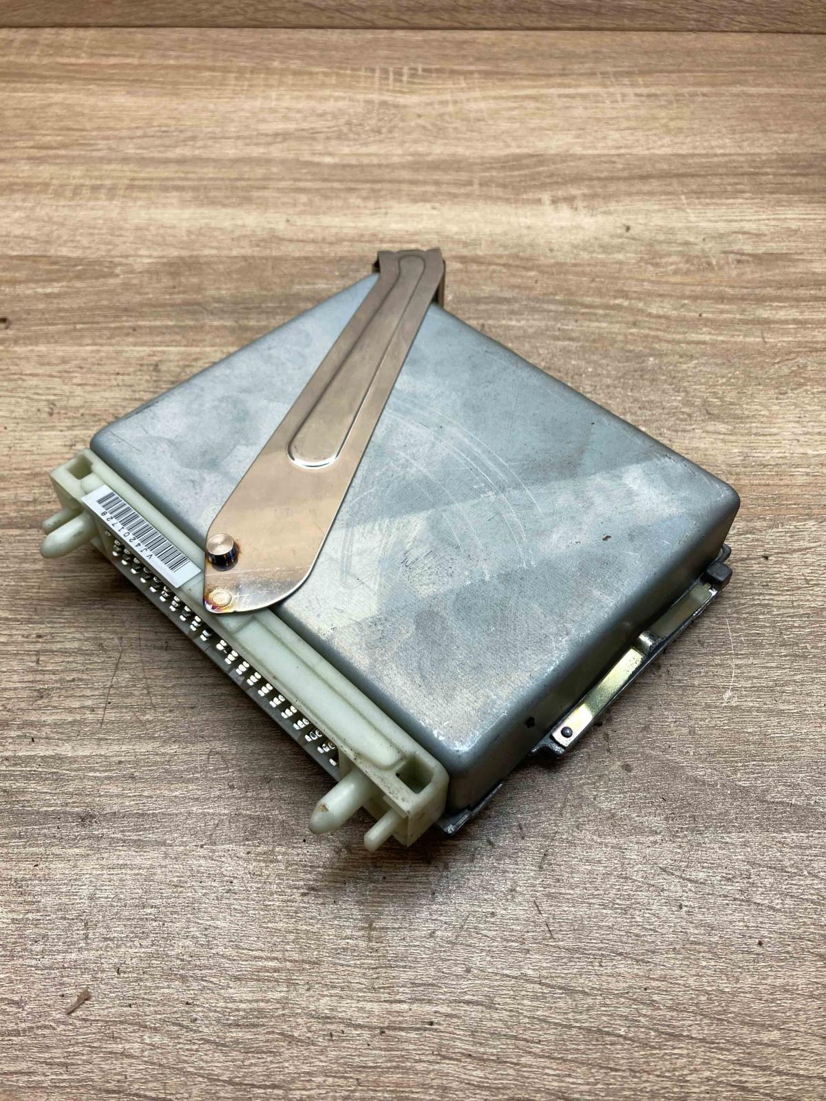 P3545863 T94090029 2.3 Engine control unit/module ECU Volvo 850
