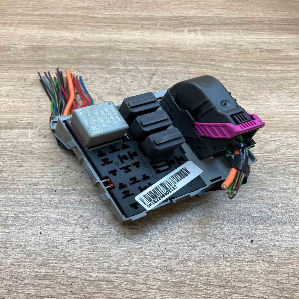 93363150   Other relay Opel Meriva A