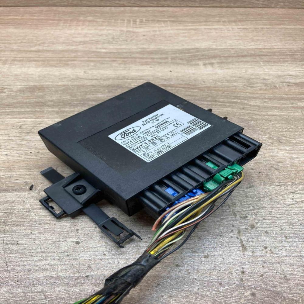 98AG15K600DE 5WK47230E  Comfort/convenience module Ford Focus