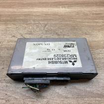 MR238029 72165  Door central lock control unit/module Mitsubishi Space Star